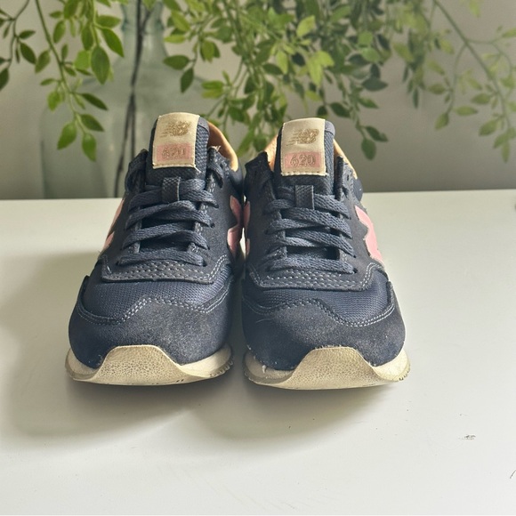 New Balance 620 pink and navy size 5.5 - Picture 7 of 10